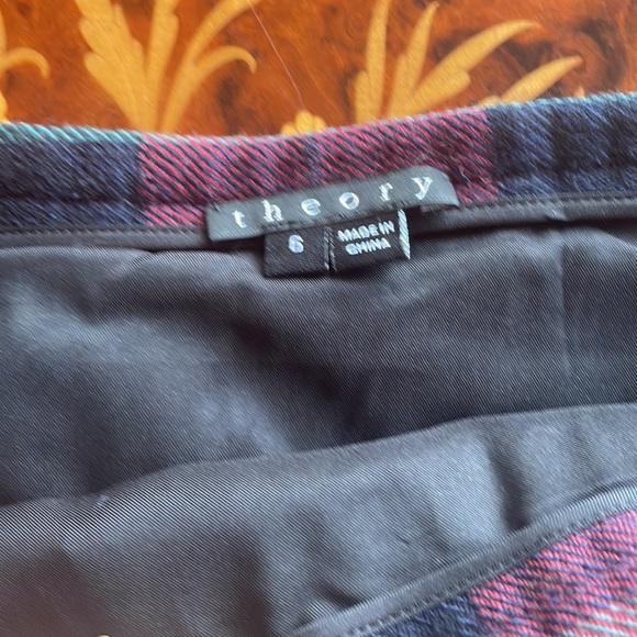 THEORY plaid wool miniskirt sz 6/8 schoolgirl - Picture 2 of 4